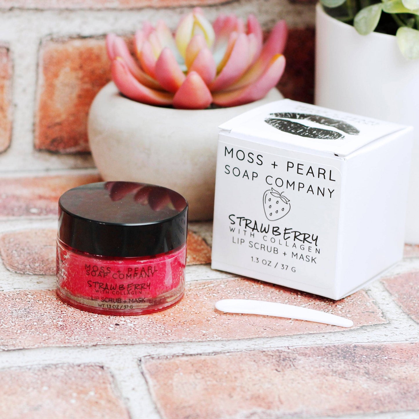 Moss + Pearl Soap Company lip scrub Exfoliating & Nourishing Lip Scrub